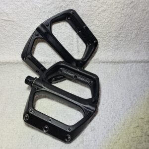 Spank DC flat pedals BLACK